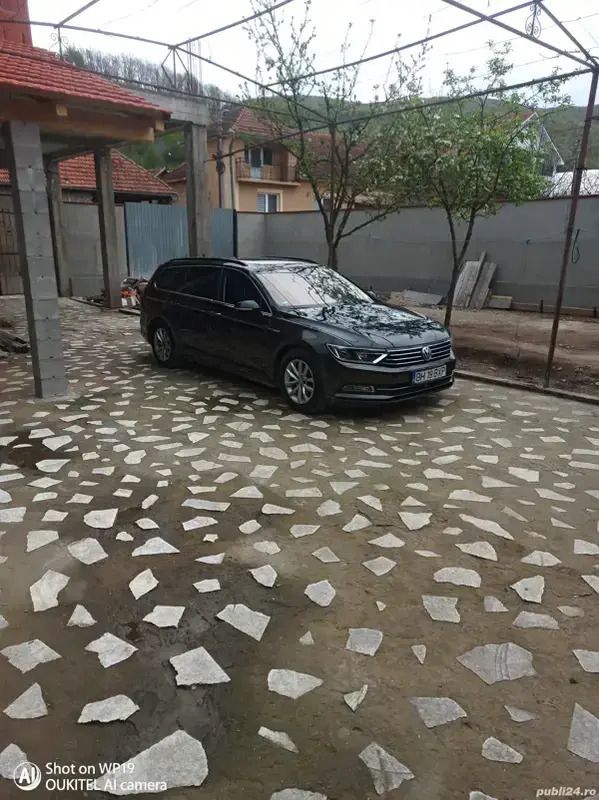 Maro Utilizat 2015 VW Passat Break | 11.000 EUR (Preț OK) - Imagine 1/4