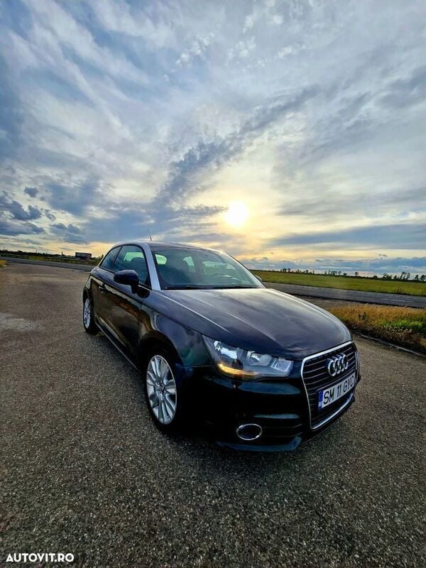 Negru Utilizat 2011 Audi A1 Ambition Hatchback | 5.999 EUR (Puțin scump) - Imagine 1/4