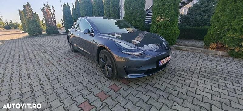 Culoarealte culori Utilizat 2020 Tesla Model 3 Berlinǎ | 23.800 EUR (Preț bun) - Imagine 1/4