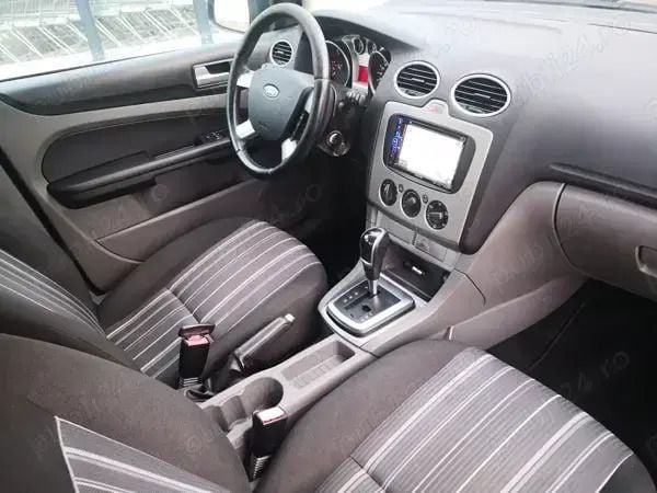 Gri Utilizat 2009 Ford Focus Berlinǎ | 3.500 EUR (Puțin scump) - Imagine 1/4
