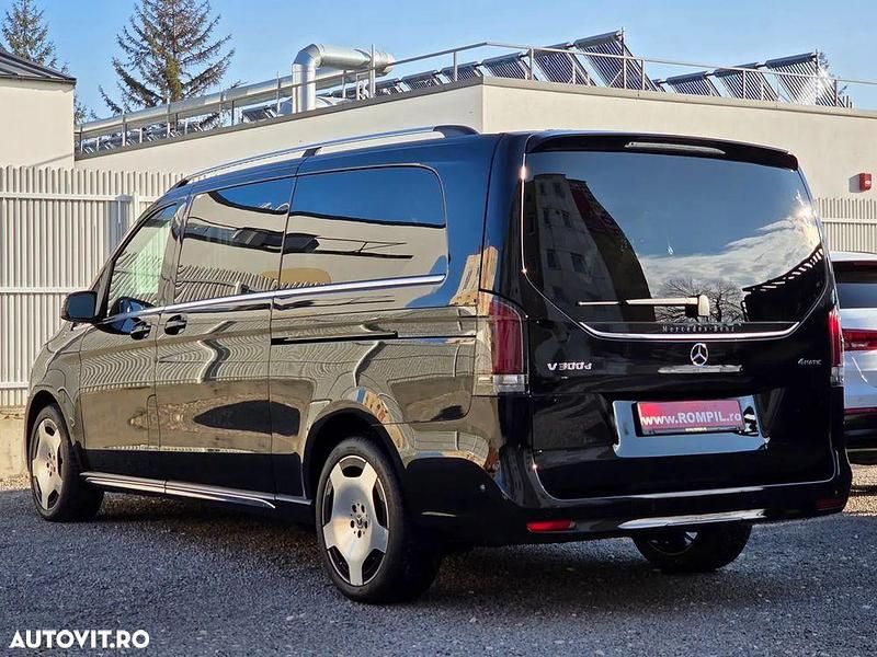 Second-hand Mercedes V300 Exclusive 237 CP (174 kW) 2025 Culoarenegru Monovolum