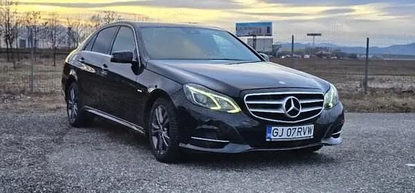 Second-hand Mercedes E220 177 CP (130 kW) 2015 Berlinǎ