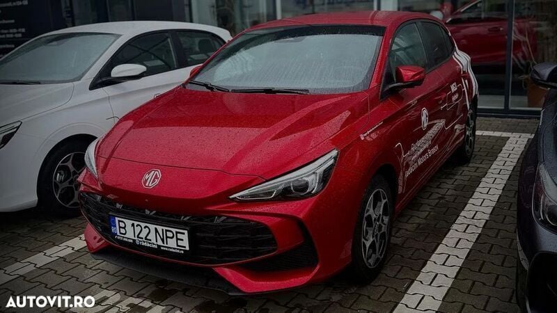 Rosu Utilizat 2024 MG MG3 Hatchback | 20.306 EUR (Preț OK) - Imagine 1/4