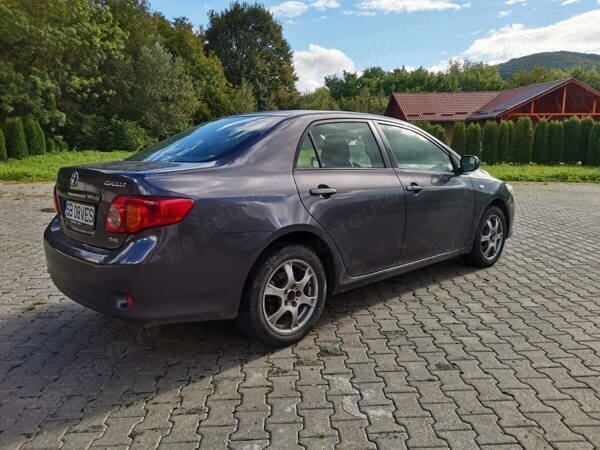 Utilizat 2008 Toyota Corolla Berlinǎ | 4.100 EUR - Imagine 1/4