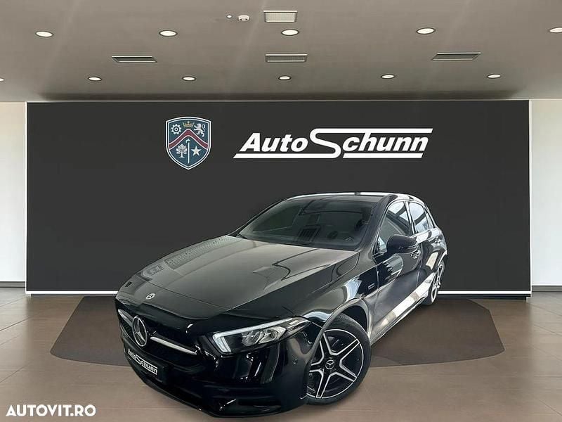 Culoarenegru Utilizat 2020 Mercedes A250 AMG line Hatchback | 29.028 EUR (Preț OK) - Imagine 1/4
