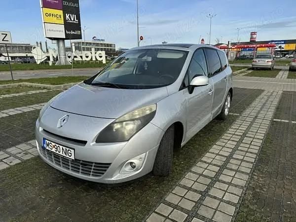 Argintiu Utilizat 2010 Renault Grand Scénic Monovolum | 4.000 EUR (Preț OK) - Imagine 1/4