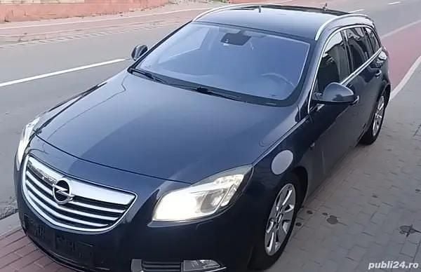 Second-hand Opel Insignia 131 CP (96 kW) 2012 Break