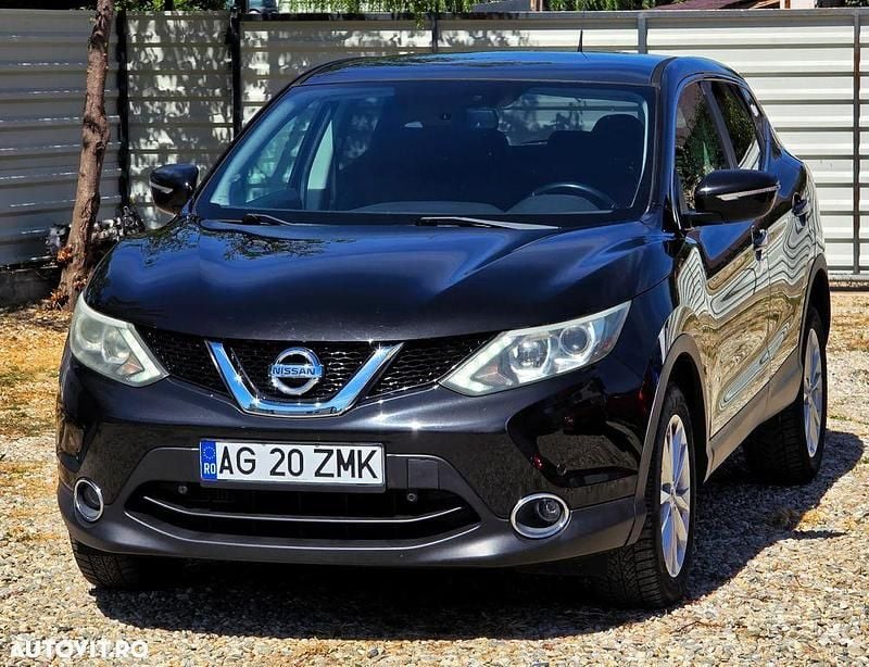 Culoarenegru Utilizat 2014 Nissan Qashqai Tekna SUV | 8.599 EUR (Preț bun) - Imagine 1/4