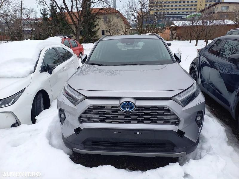 Nouă Toyota RAV4 Luxury 222 CP (163 kW) 2025 Culoareargint SUV