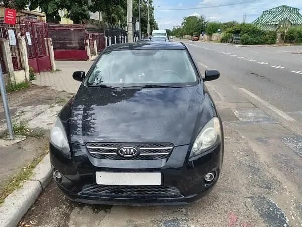 Negru Utilizat 2010 Kia Ceed | 2.900 EUR (Preț OK) - Imagine 1/4