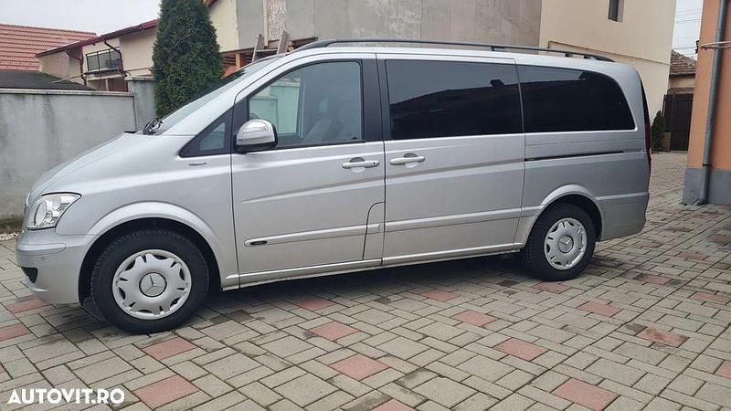 Second-hand Mercedes Viano Edition 163 CP (119 kW) 2010 Culoareargint Monovolum