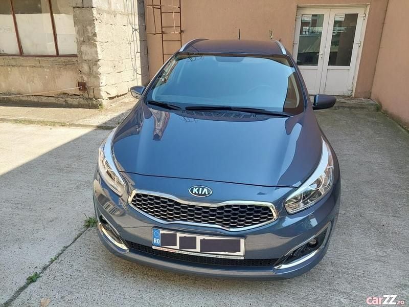 Albastru Utilizat 2018 Kia Ceed Sportswagon Break | 11.800 EUR - Imagine 1/4