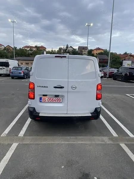 Second-hand Opel Vivaro 101 CP (74 kW) 2022 Monovolum