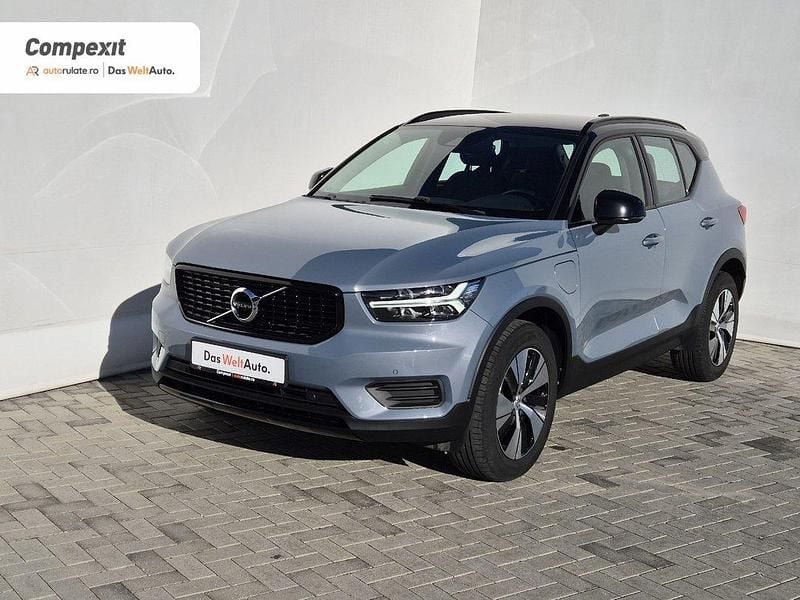 Gri Utilizat 2020 Volvo XC40 Inscription SUV | 24.990 EUR (Preț OK) - Imagine 1/4
