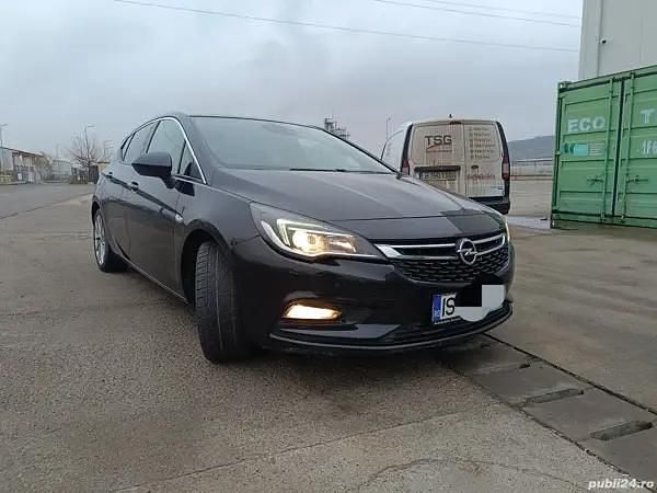 Second-hand Opel Astra 110 CP (80 kW) 2016 Negru Hatchback