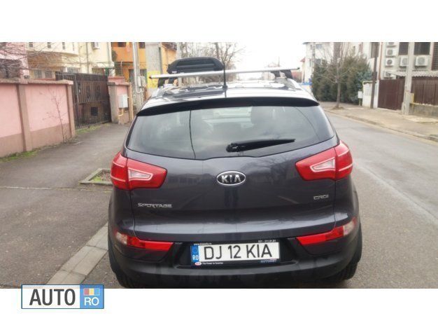 Second-hand Kia Sportage 136 CP (100 kW) 2012 Gri SUV