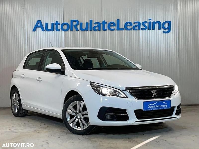 Second-hand Peugeot 308 Active 130 CP (95 kW) 2021 Culoarealb Hatchback