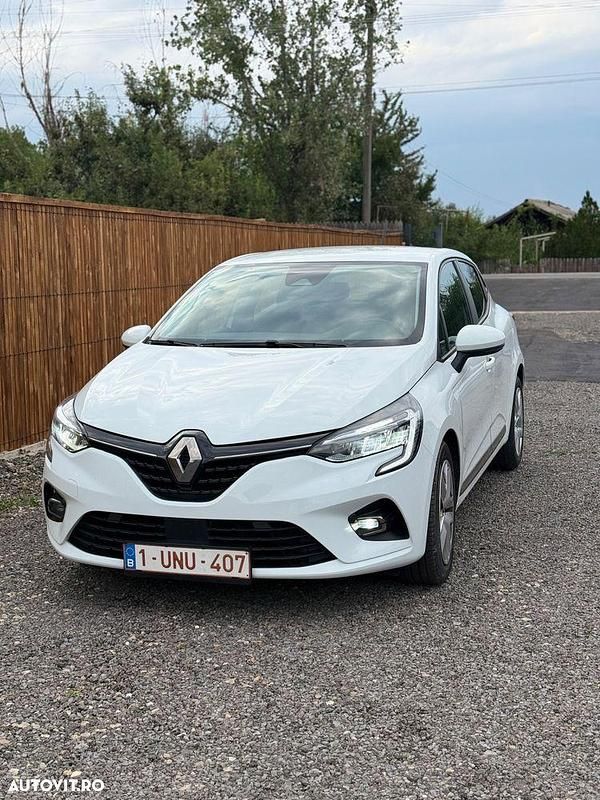 Culoarealb Utilizat 2019 Renault Clio IV Experience Hatchback | 8.450 EUR (Puțin scump) - Imagine 1/4