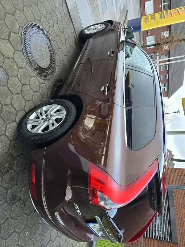 Utilizat 2015 Volvo XC60 SUV | 10.500 EUR - Imagine 1/4