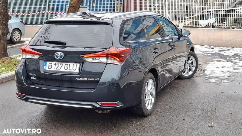 Second-hand Toyota Auris Hybrid Sol 136 CP (100 kW) 2016 Culoaregri Break