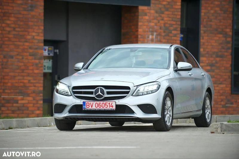 Argint Utilizat 2019 Mercedes C180 Berlinǎ | 20.647 EUR (Preț OK) - Imagine 1/4