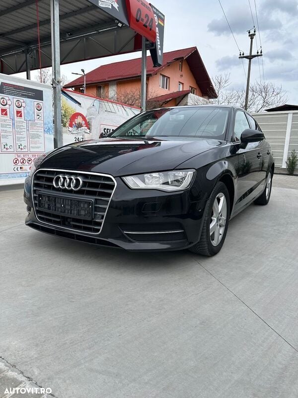 Negru Utilizat 2016 Audi A3 Sportback Design Break | 10.650 EUR (Preț OK) - Imagine 1/4