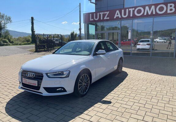 Alb Utilizat 2015 Audi A4 Advanced Plus Berlinǎ | 16.499 EUR (Scump) - Imagine 1/4