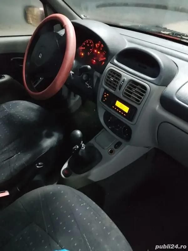 Utilizat 2003 Renault Clio II Berlinǎ | 700 EUR (Super Preț) - Imagine 1/4