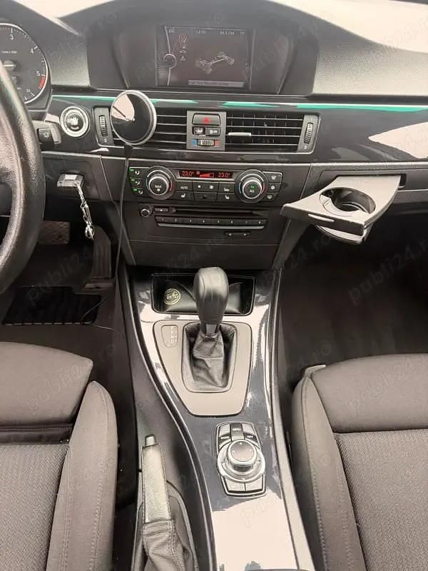 Second-hand BMW 318 146 CP (107 kW) 2012 Berlinǎ