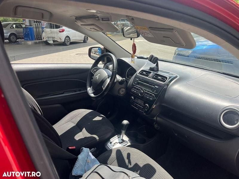 Second-hand Mitsubishi Space Star Intense 80 CP (58 kW) 2015 Culoarerosu Coupe