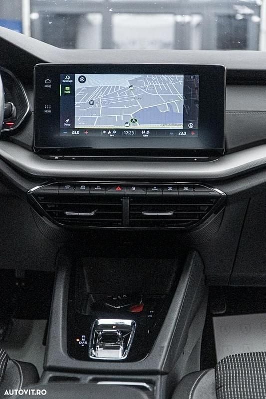 Second-hand Skoda Octavia Style 110 CP (80 kW) 2022 Culoaregri Berlinǎ