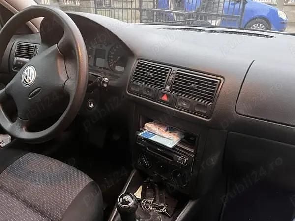 Second-hand VW Golf IV SE 62 CP (45 kW) 2003 Berlinǎ