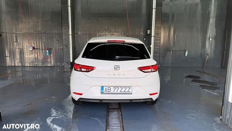 Second-hand Seat Leon Style 130 CP (95 kW) 2020 Culoarealb Hatchback