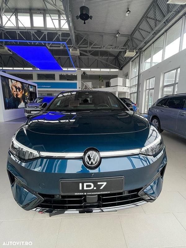 Nouă VW ID.7 Pro 210 kW (286 CP) 2025 Culoarealbastru Berlinǎ
