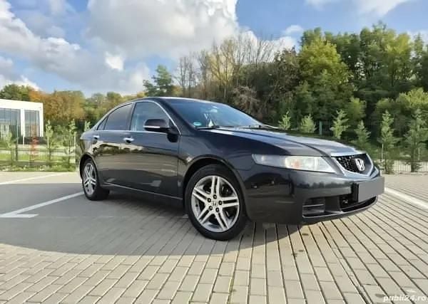 Negru Utilizat 2004 Honda Accord Berlinǎ | 4.500 EUR - Imagine 1/4