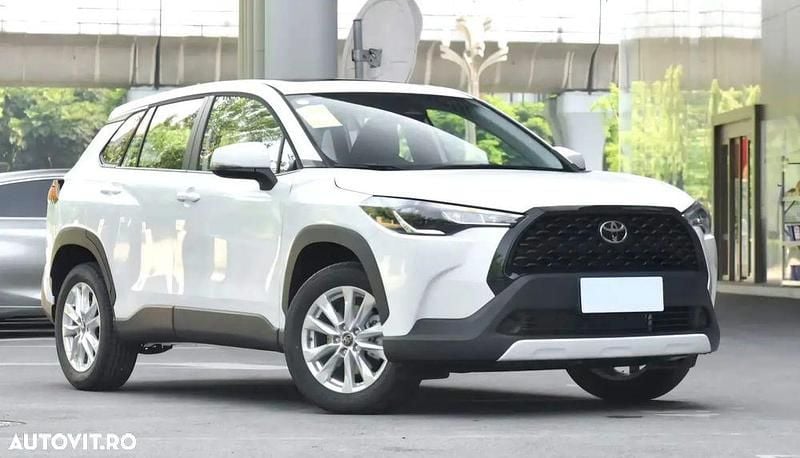 Culoarealb Utilizat 2024 Toyota Corolla Cross SUV | 27.990 EUR (Preț OK) - Imagine 1/3