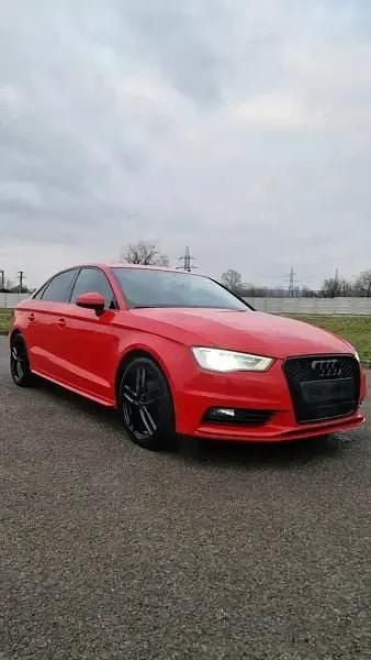 Second-hand Audi A3 140 CP (102 kW) 2014 Rosu Berlinǎ