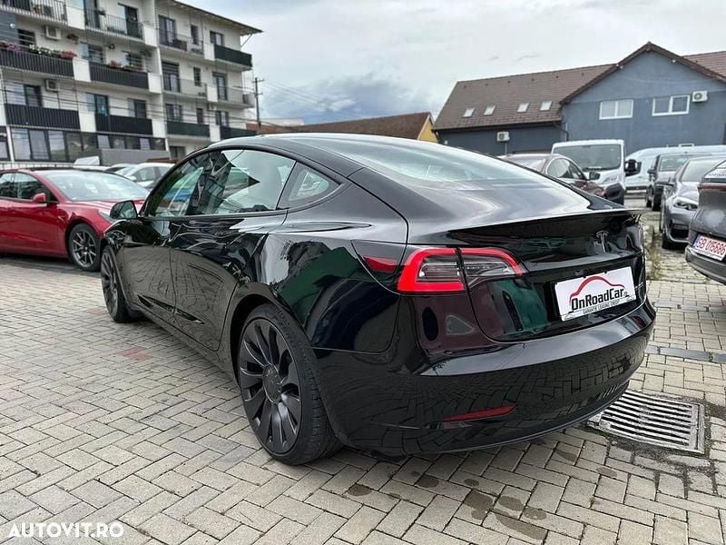 Second-hand Tesla Model 3 377 kW (513 CP) 2021 Culoarenegru Berlinǎ