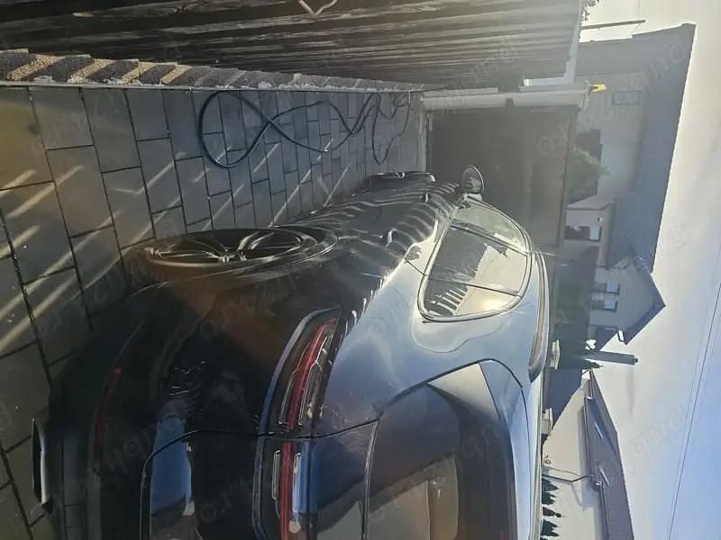 Utilizat 2018 Porsche Cayenne SUV | 26.500 EUR - Imagine 1/4