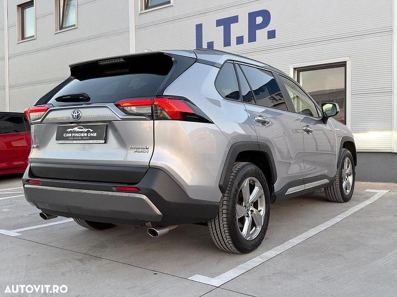 Second-hand Toyota RAV4 Hybrid Luxury 222 CP (163 kW) 2020 Culoaregri SUV