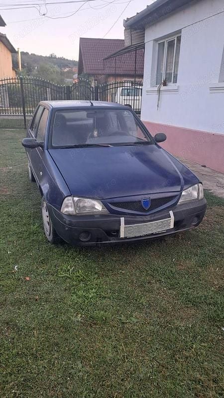 Utilizat 2004 Dacia Solenza Hatchback | 390 EUR (Preț bun) - Imagine 1/4