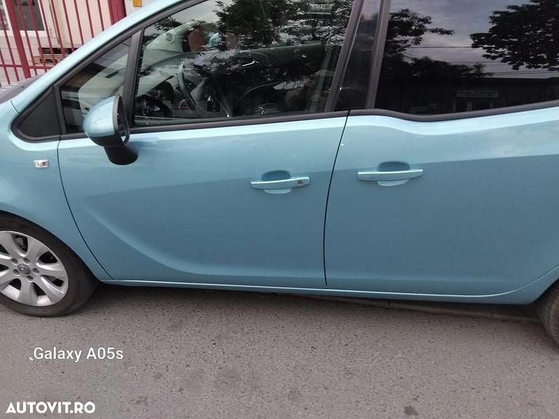 Culoarealbastru Utilizat 2010 Opel Meriva Cosmo Monovolum | 4.500 EUR - Imagine 1/4