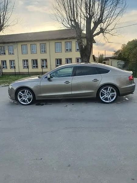 Utilizat 2011 Audi A5 Coupe | 7.300 EUR (Super Preț) - Imagine 1/4