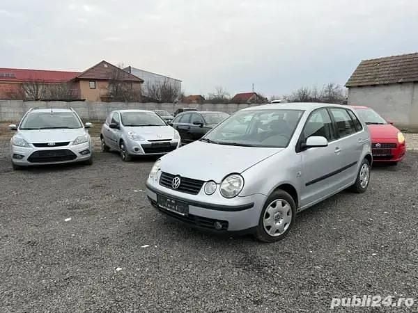 Utilizat 2003 VW Polo Hatchback | 800 EUR (Preț bun) - Imagine 1/4