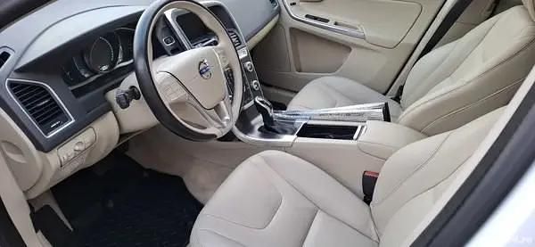 Utilizat 2016 Volvo XC60 Summum SUV | 19.499 EUR (Preț OK) - Imagine 1/4