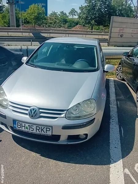 Utilizat 2005 VW Golf V Hatchback | 1.750 EUR (Preț bun) - Imagine 1/4