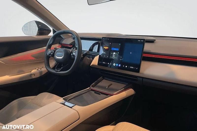 Second-hand Lynk & Co 08 350 CP (257 kW) 2025 Culoarenegru SUV