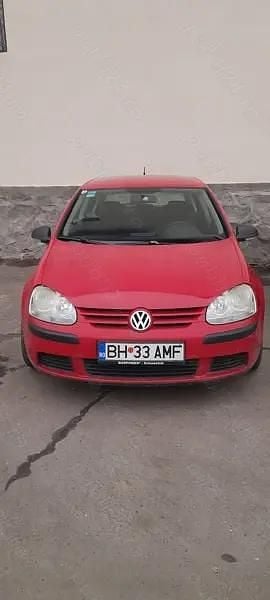 Second-hand 2007 VW Golf V Hatchback | 2.100 EUR (Preț bun) - Imagine 1/4
