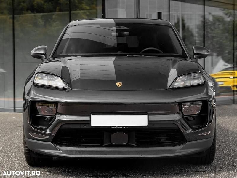Second-hand Porsche Macan 379 kW (516 CP) 2025 Culoaregri SUV
