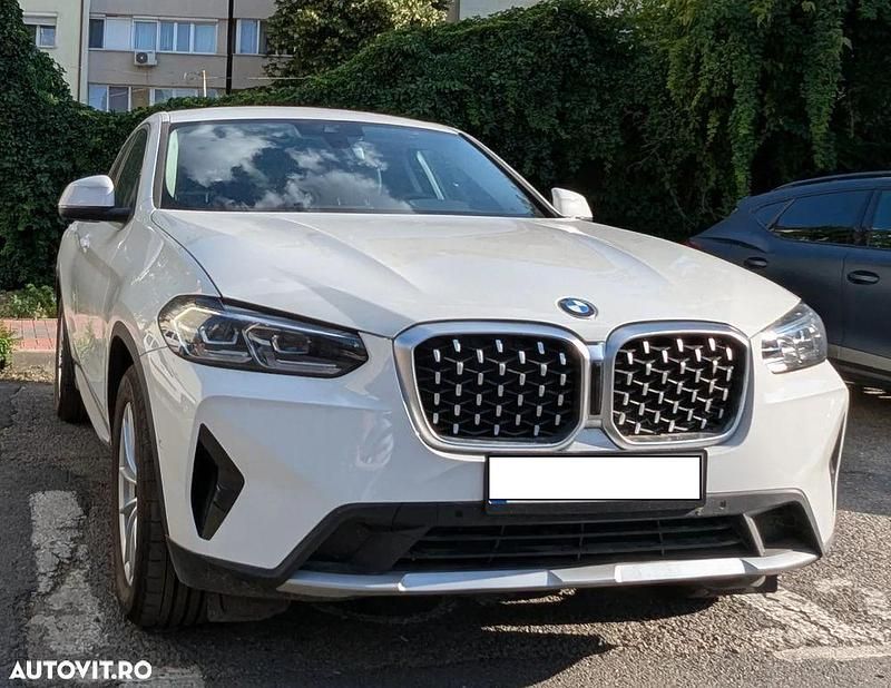 Alb Utilizat 2023 BMW X4 SUV | 50.100 EUR (Preț OK) - Imagine 1/4
